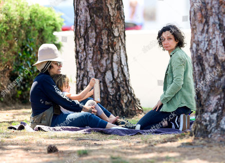 Linda Perry Sara Gilbert Out About Los Stockfotok Exkluziv Shutterstock