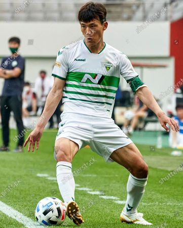 Lee Seunggi Jeonbuk Hyundai Motors Reacts During Editorial Stock Photo Stock Image Shutterstock