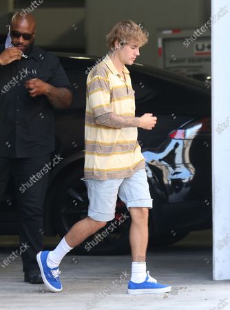 Justin Bieber Seen Entering Studio のエディトリアルストック写真 ストック画像 Shutterstock