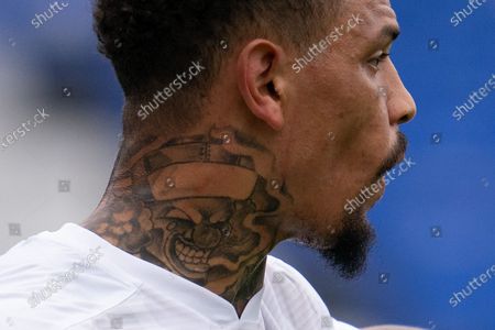 Photographies Et Images Editoriales Libres De Droits De Neck Tattoo Shutterstock