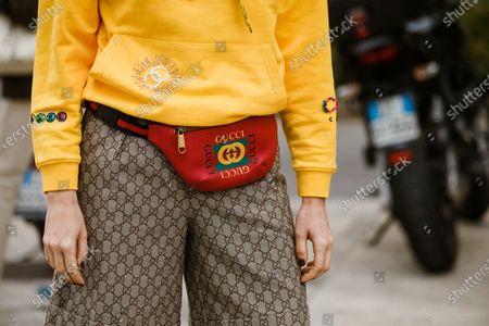 red gucci fanny