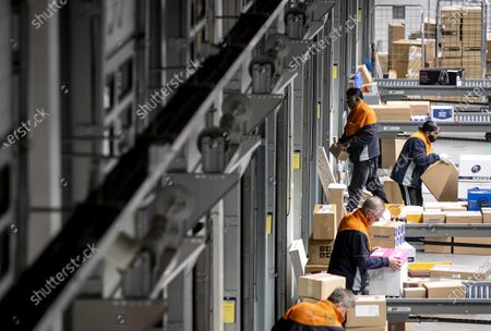 Workers Get Packages Ready Shipment Parcel Sorting Editorial Stock Photo Stock Image Shutterstock