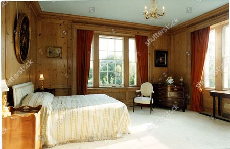 Panelled Master Bedroom A850 000 Ray Mill Editorial Stock