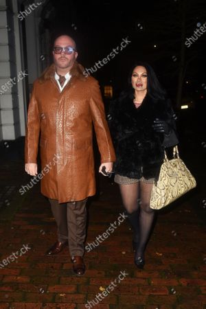 Fotos Stock de Jonathan Sothcott Jeanine Nerissa Sothcott out about