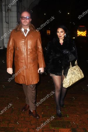 Fotos Stock de Jonathan Sothcott Jeanine Nerissa Sothcott out about