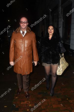 Fotos Stock de Jonathan Sothcott Jeanine Nerissa Sothcott out about