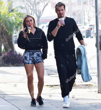 Gleb Savchenko Cassie Scerbo Out About Los Stockfotos Exklusiv Shutterstock