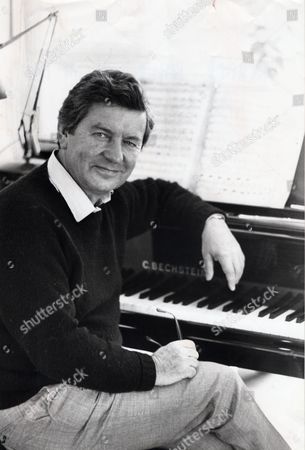 Obituary Broadcaster Richard Baker dies aged 93 Stock Photos (Exclusive ...