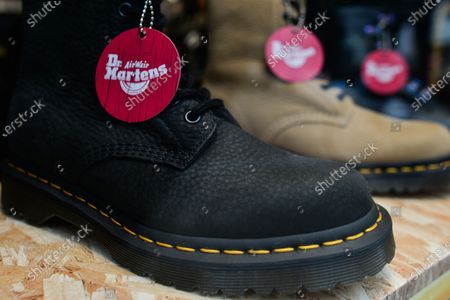 Dr martens outlet ie