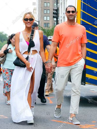 Peta Murgatroyd Maksim Chmerkovskiy Fifth Avenue New Stock Photos Exclusive Shutterstock