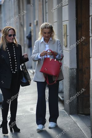 Barbara bouchet photos