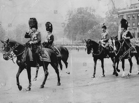 trooping colour 1929 scenes on horse guards editorial