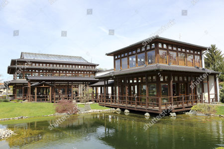 Japanischer Stock Pictures Editorial Images And Stock Photos