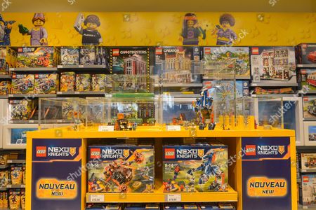 tienda lego paris