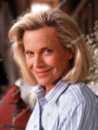 Причина смерти honor blackman