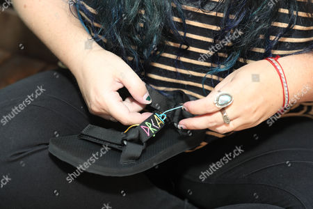 chanel tevas