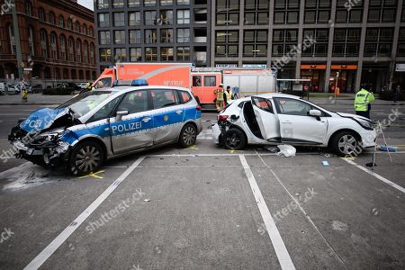 Fatal Car Crash Berlin Stockfotos Exklusiv Shutterstock