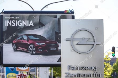 Opel Advert Seen Ruesselsheim Germany 19 April Editorial Stock Photo Stock Image Shutterstock