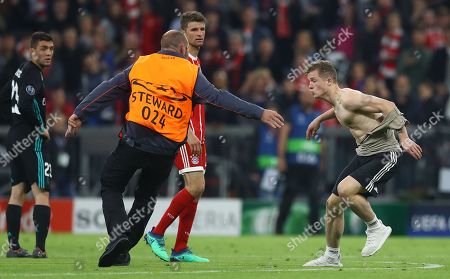 Topless soccer, hot young ass spreading