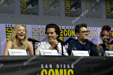 Riverdale Cast At The Comic Con 2018 Riverdale Cast Riverdale Riverdale Series