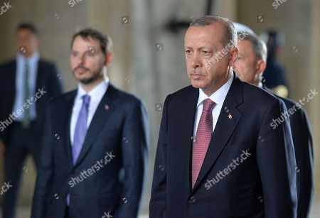 Turkish Ministers Visit Mustafa Kemal Ataturk Mausoleum Stockfotos