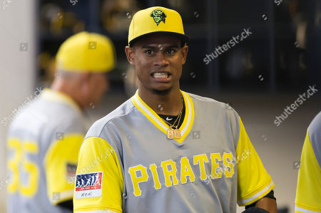 pittsburgh pirates jersey patches