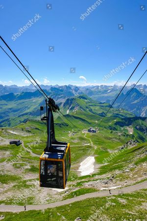 Nebelhorn Cable Car Stock Pictures Editorial Images And Stock