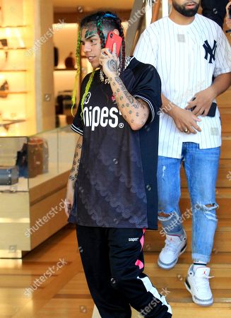 Tekashi 6ix9ine Out About Los Angeles Stockfotos Exklusiv Shutterstock